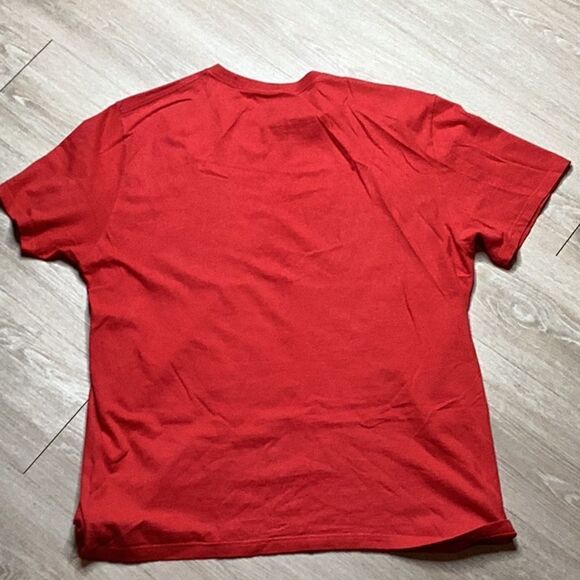Nike Men XL Red Big Swoosh Logo Short Sleeve Shirt - Picture 3 of 3